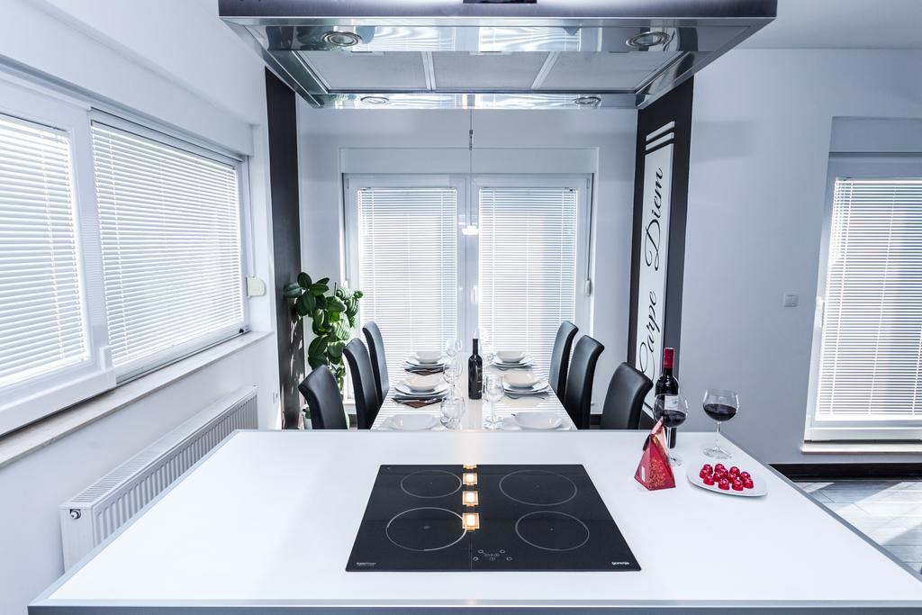 Apartment Sunny Spell ซาดาร์ ภายนอก รูปภาพ